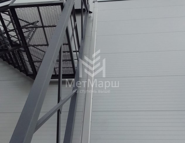 Маршевая лестница П3 высотой 11.3 м